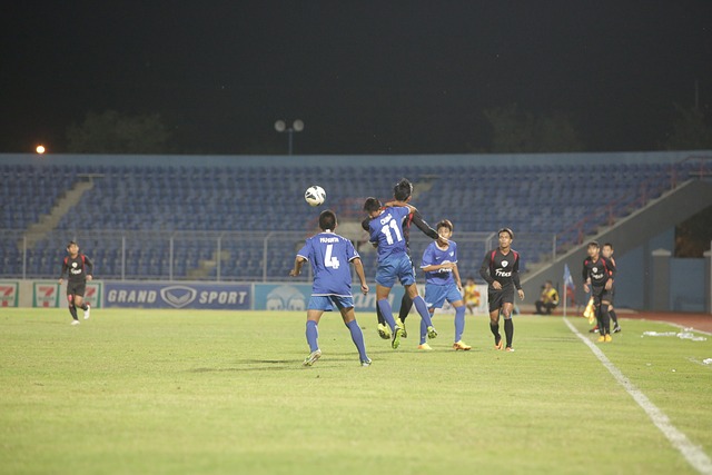 詹姆斯本賽 詹姆斯本賽